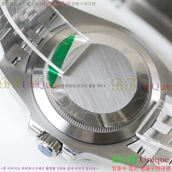 η GMT  RDE79031-5