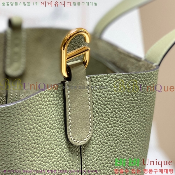 #޽ δ 18 HE4122451-5 
