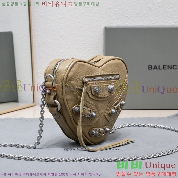 #�߷��þư� ��ī�� ��Ʈ�� 852411-110