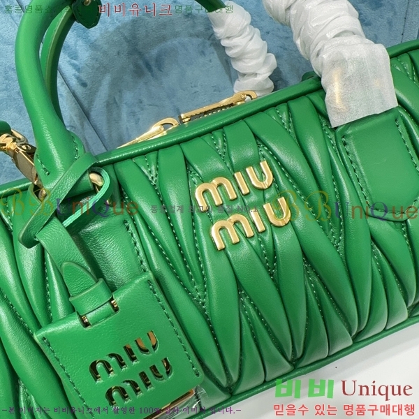 #�̿�̿� ���׶�� �ڵ�� �̵�� 5BB148-206