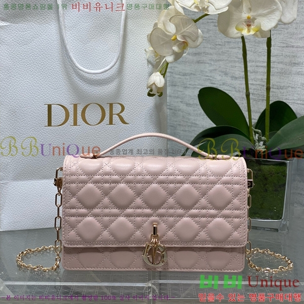 # MISS DIOR ž ڵ  M0997-107