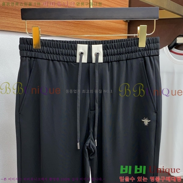     31D2522636-3
