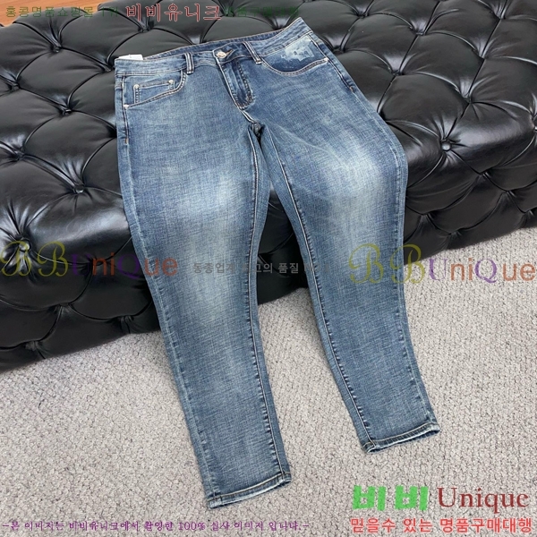   û FS25222647