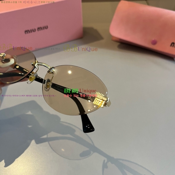 �̿�̿� ���۶� M2456583-1