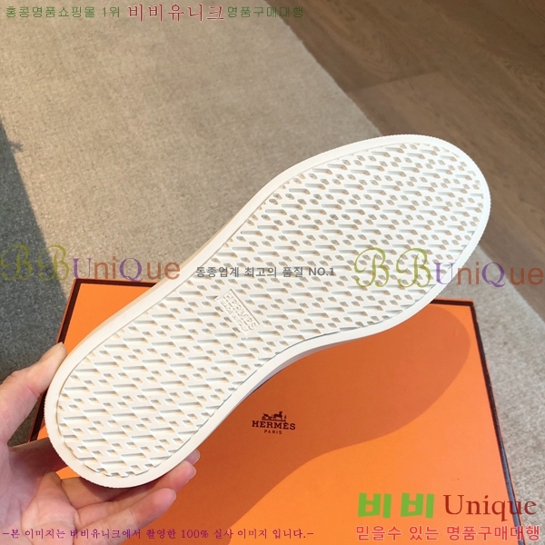 ޽ Julian   38H253157-3