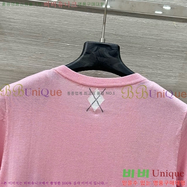  ̿̿  Ƽ M2U05650-1
