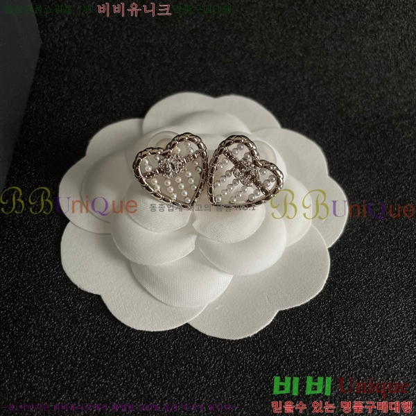 * Ͱ CH00388770-27