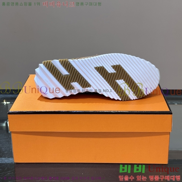 ���� �����޽� ����Ŀ�� HR599085-7