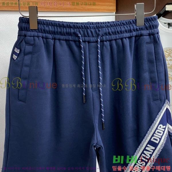   ݹ D254163571-1