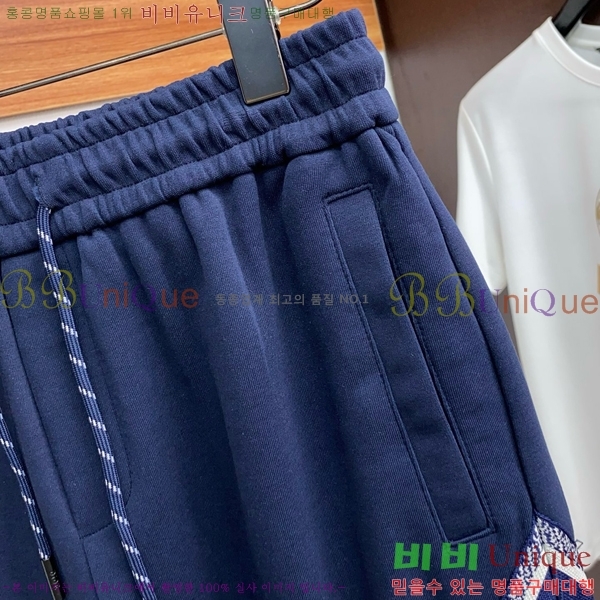   ݹ D254163571-1