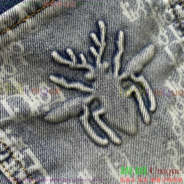   û D25276747