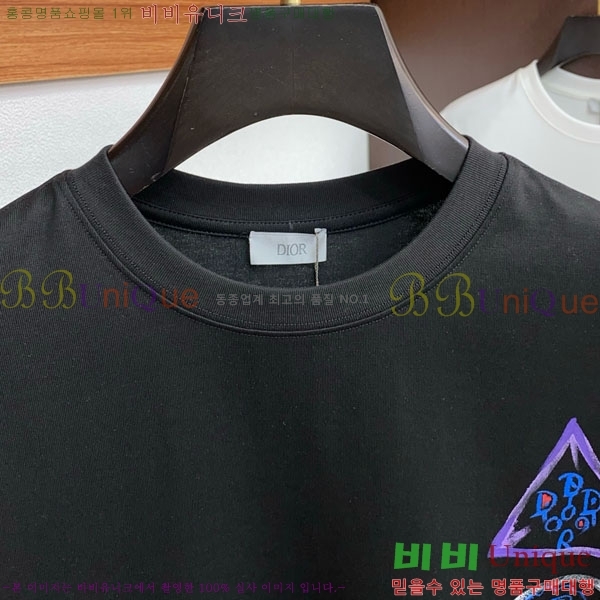    Ƽ D25516390