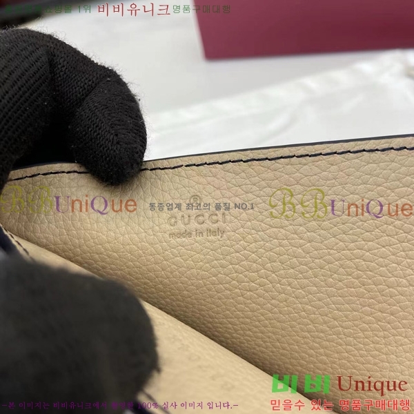 # ΰ  ī ‎817043-101