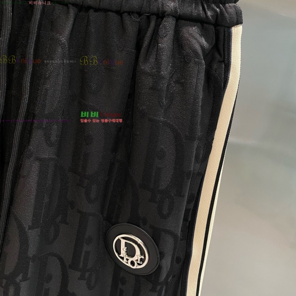   ݹ D25416374