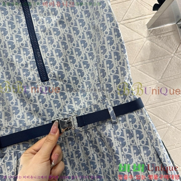  ǽ DI5522554-4
