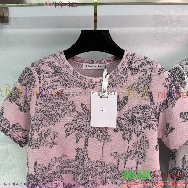    Ƽ D25470788-10