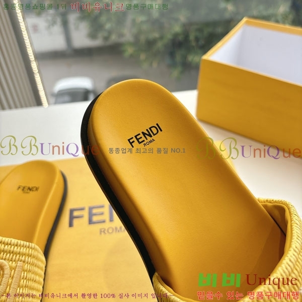    F8560005-6