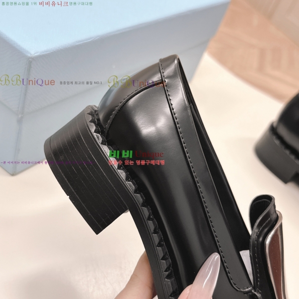   Ŭ  35P2552246-4