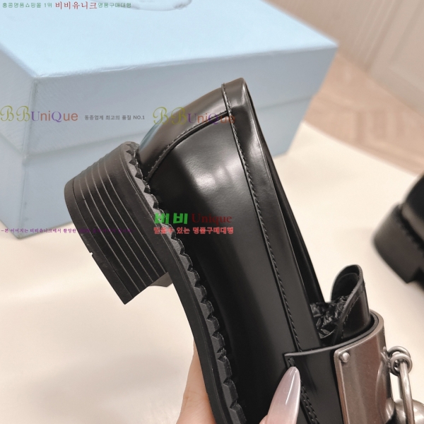   Ŭ  35P2552246-1