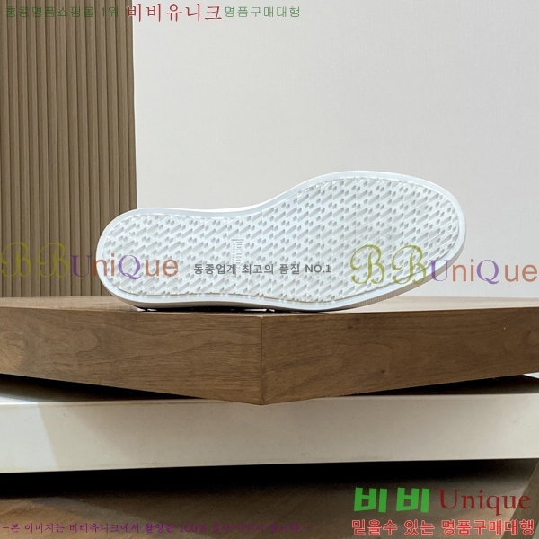  ޽  HR56898-6