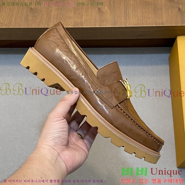  ̺  L7161624-5