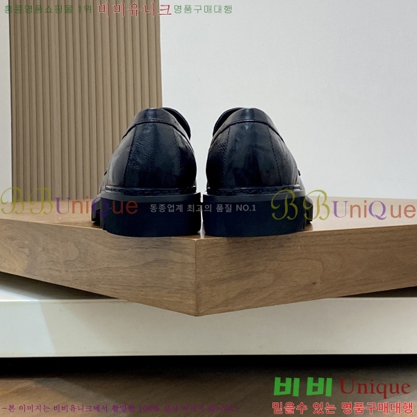  ̺  L7161624-4