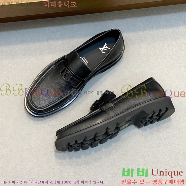 ̺  L7161624-3