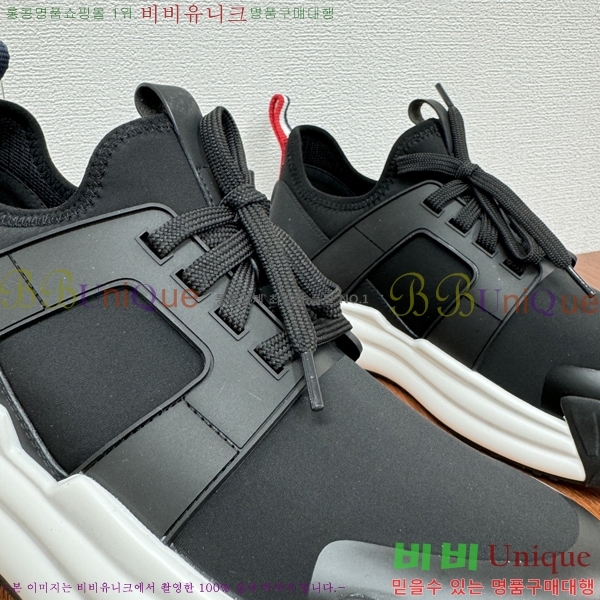  ** Ŀ MO97012-4