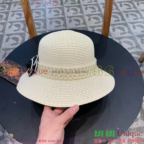 *  CH25208758-3