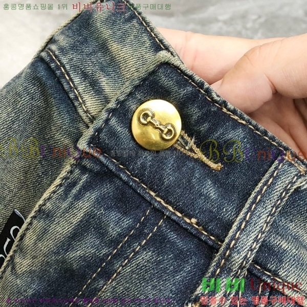   û G25368381