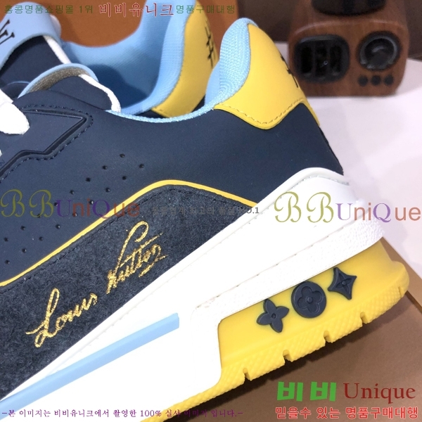 ���� ���̺��� ����Ŀ�� RA556668-10