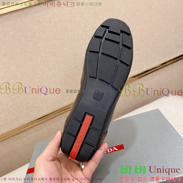   Ŀ R576743-7