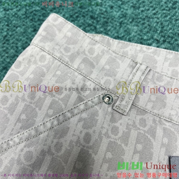   ݹ D25417308