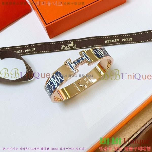 ޽  H959562-24