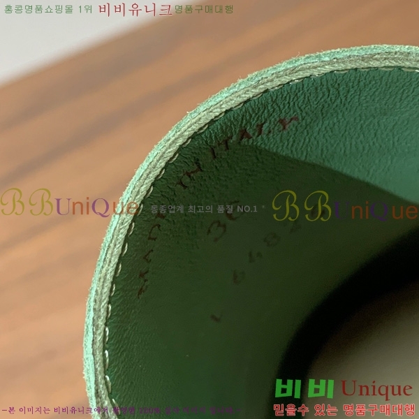ηǾƳ  ũ   31LP498672-9