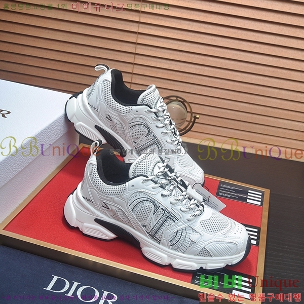  Ŀ  D5922334-4