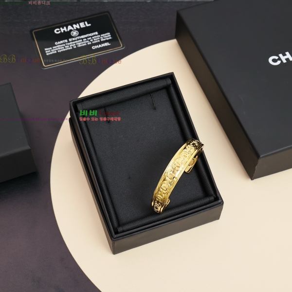  *  CH6612033-3
