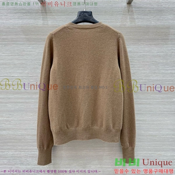   ƹ   AM3623440-6