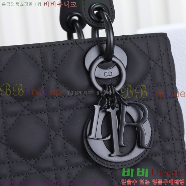 # ̵ ̵ M50660-3