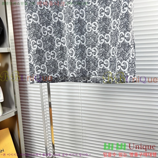    Ƽ G5646393