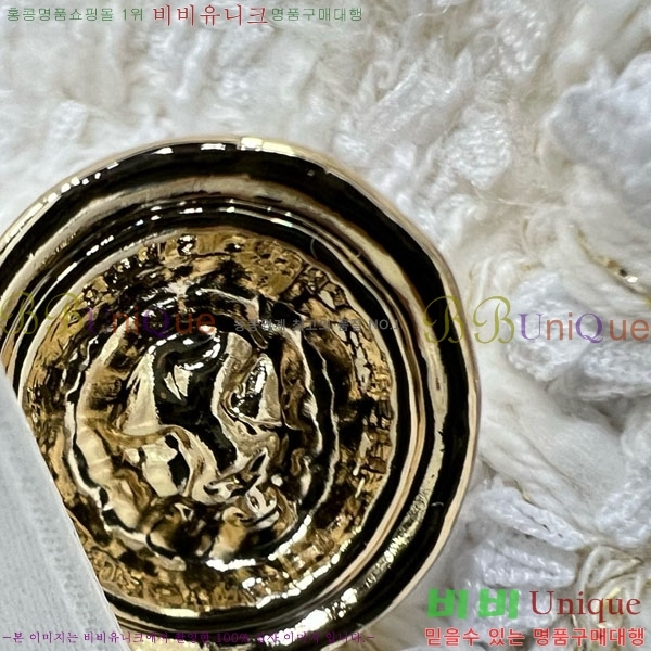  * Ŷ CHA1212033-6