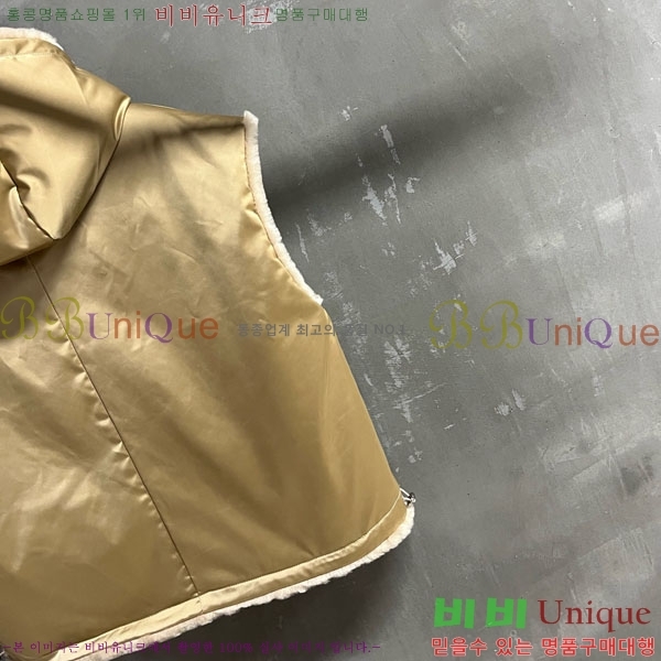    ٿ е  PA17714440-1