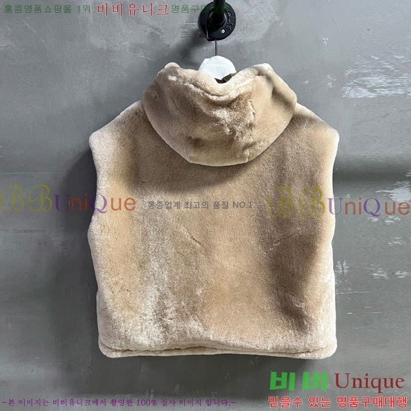    ٿ е  PA17714440-1