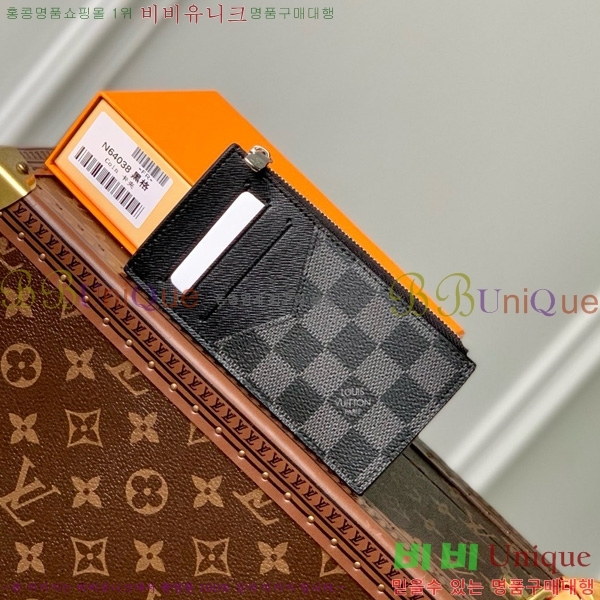 #���̺��� ���� ī�� Ȧ�� M64038-204