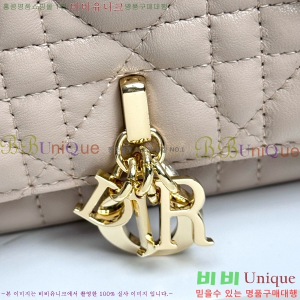 #��� ũ�ν��� ���� �� �޴��� �Ŀ�ġ �̴Ϲ� S0977-1016