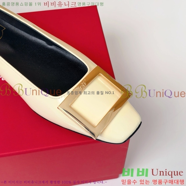 ������� ��Ŭ �߷����� �÷� 32RV725541-1