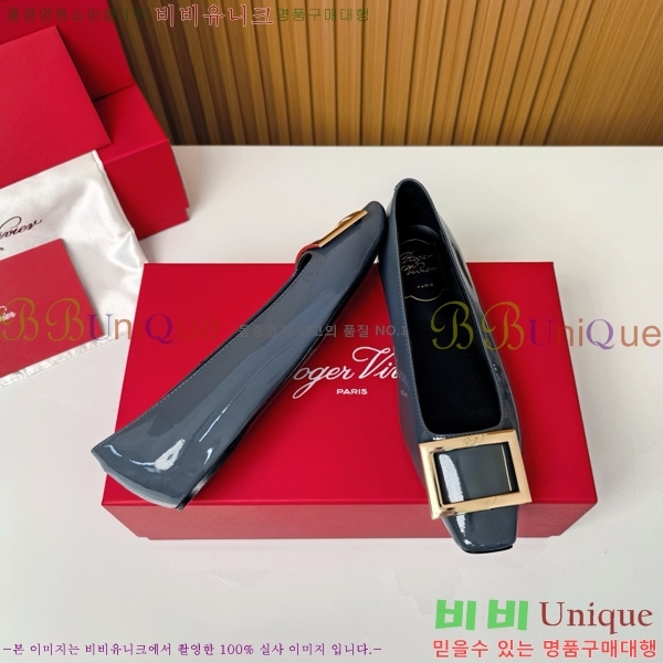 ������� ��Ŭ �߷����� �÷� 32RV725541-7