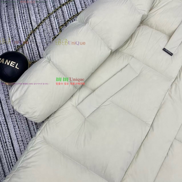 ���� ��**�� �ٿ� �е� MAXM2345088-1