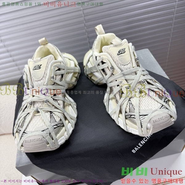 �߷��þư� 3XL Ʈ���̳� ����Ŀ�� BLA356602-5