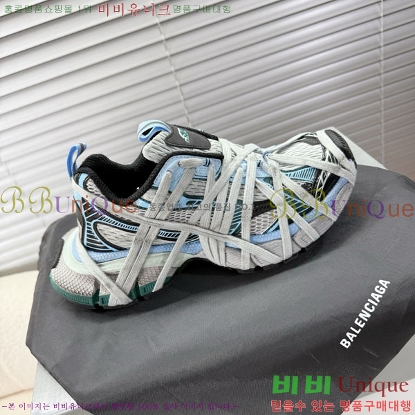 �߷��þư� 3XL Ʈ���̳� ����Ŀ�� BLA356602-9